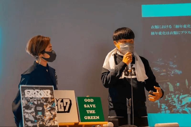 ピッチイベントでプレゼンテーションを行っている様子。