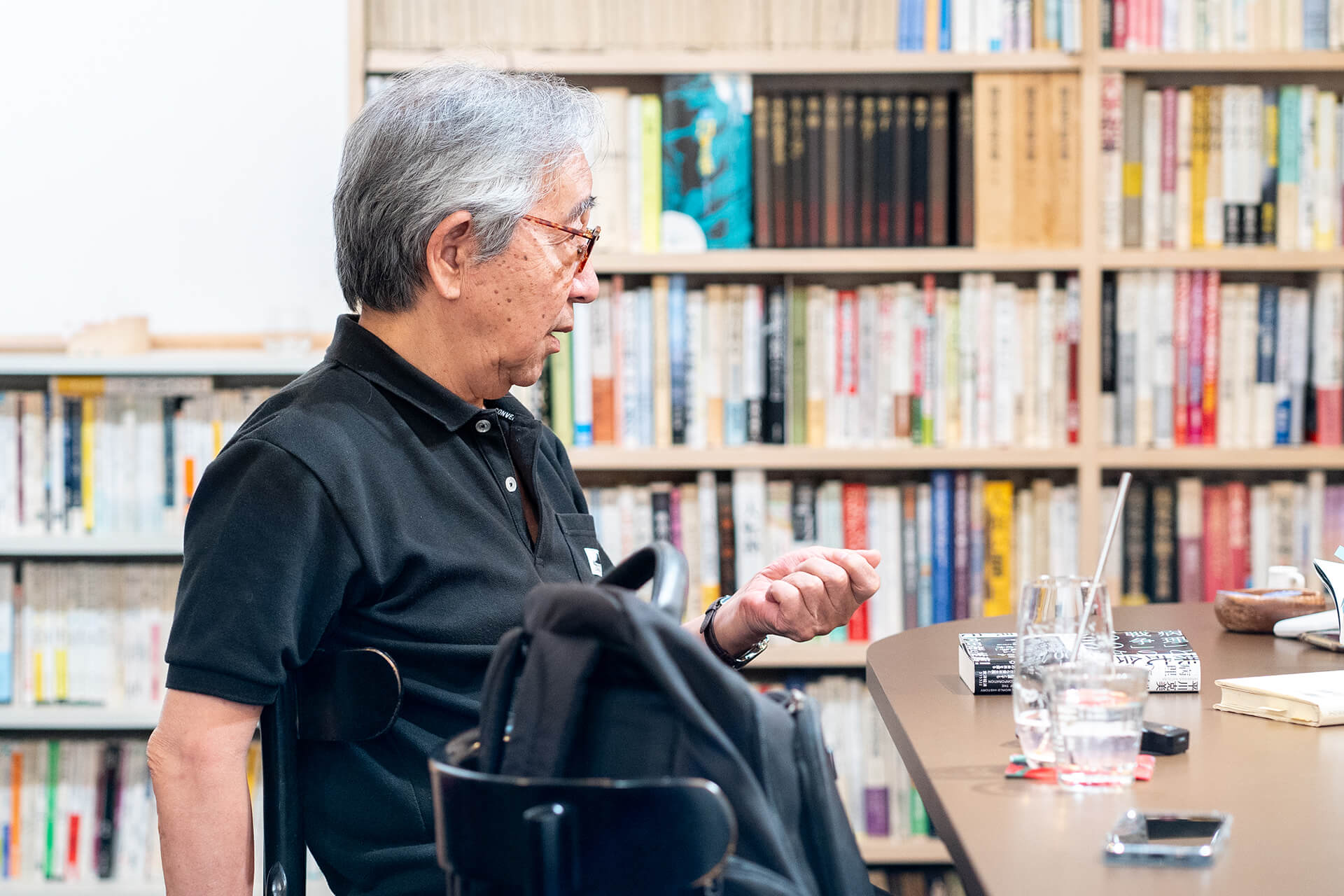 平川さんのインタビュー中の様子