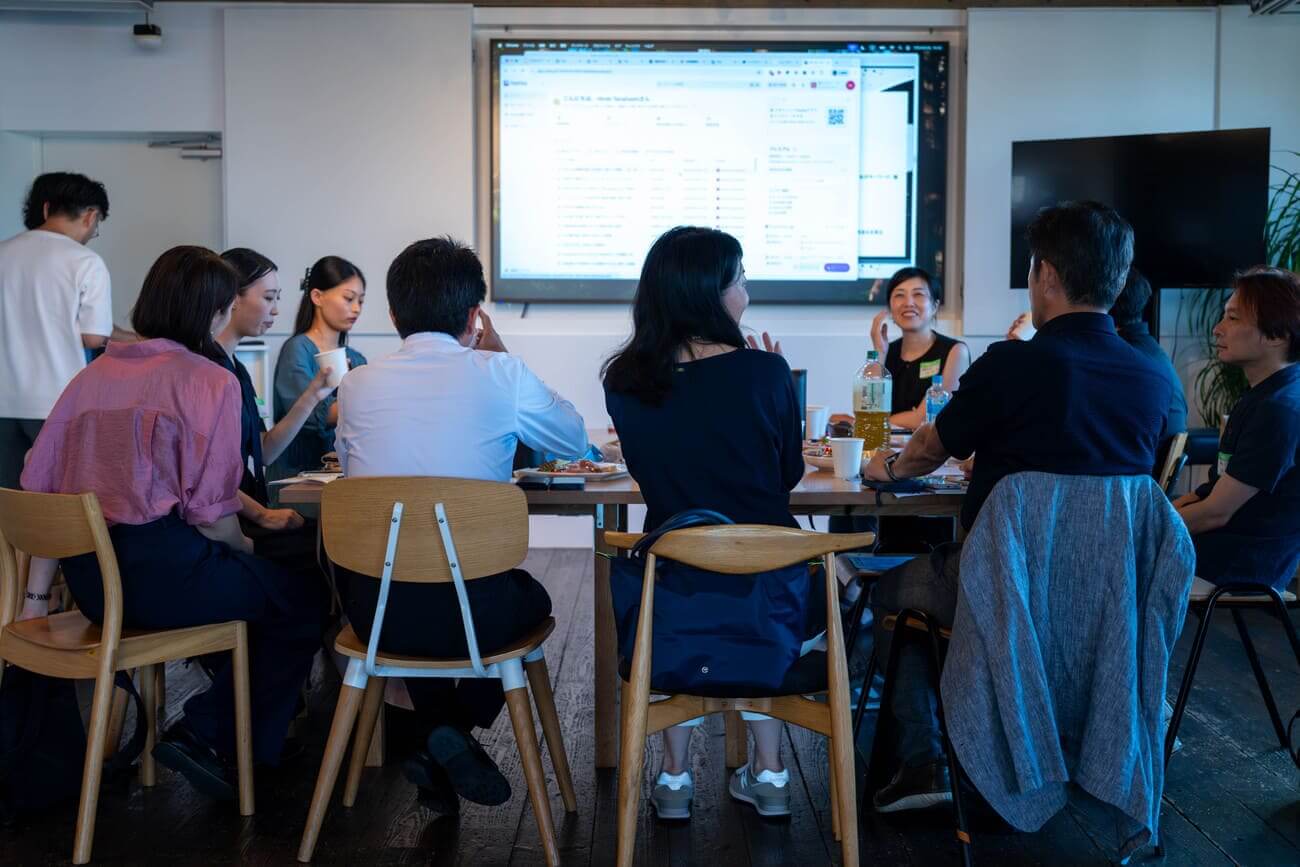 AI利活用について参加者同士でディスカッションする様子