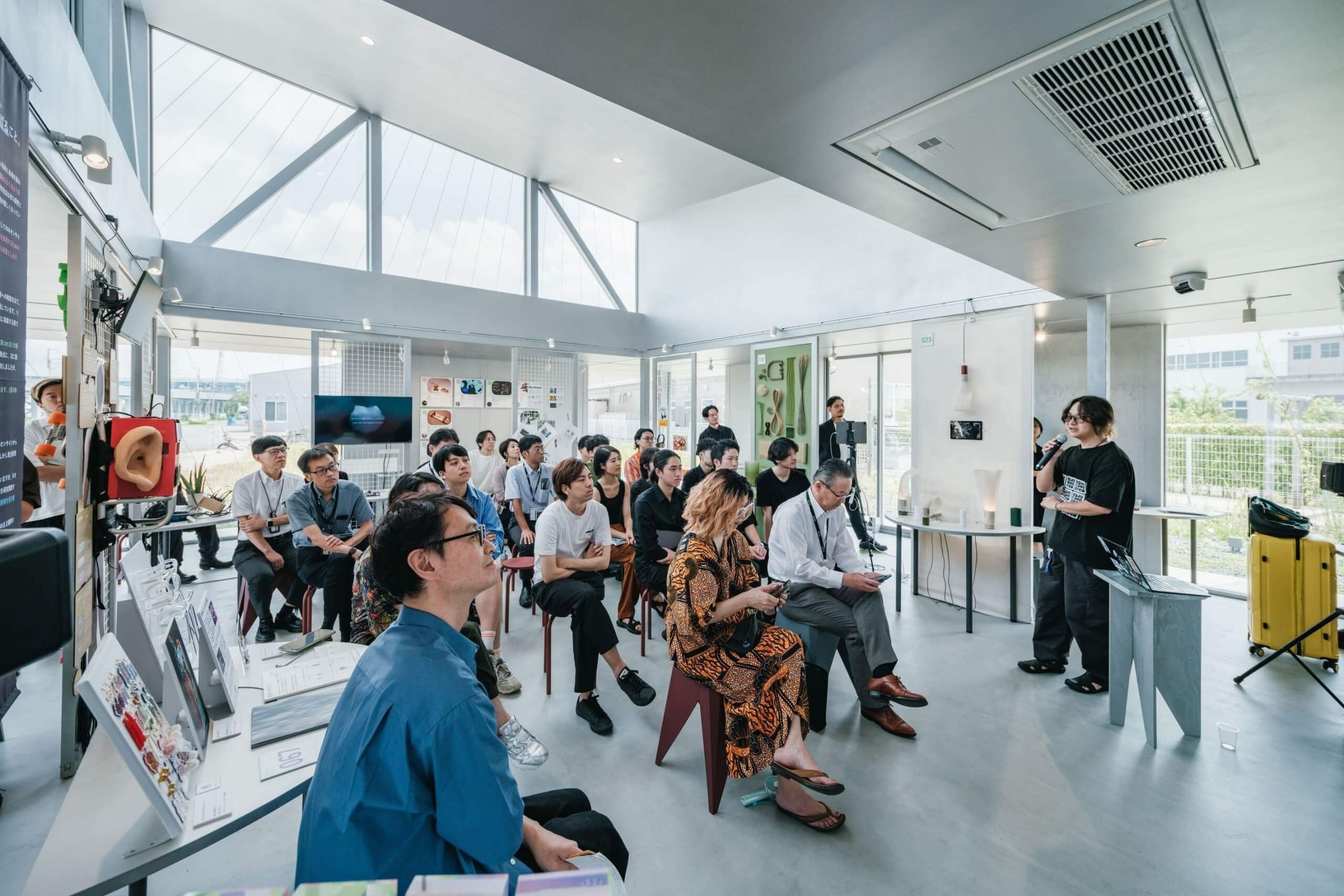 2024年に開催されたクセがあるアワード：混（まぜる）の最終審査会の様子