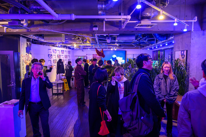 10Fに展開された様々な体験型の企画で参加者が盛り上がっている様子