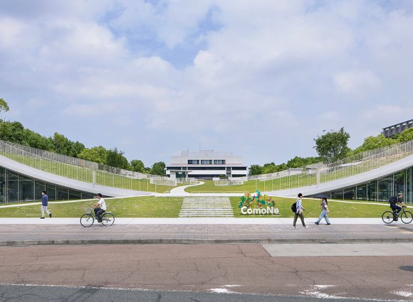 在大學打造，跨世代連結的知識共享共創實驗場域「ComoNe」 